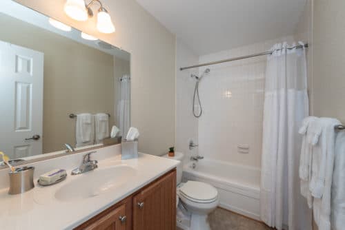 guest bathroom at walkers chase townhomes